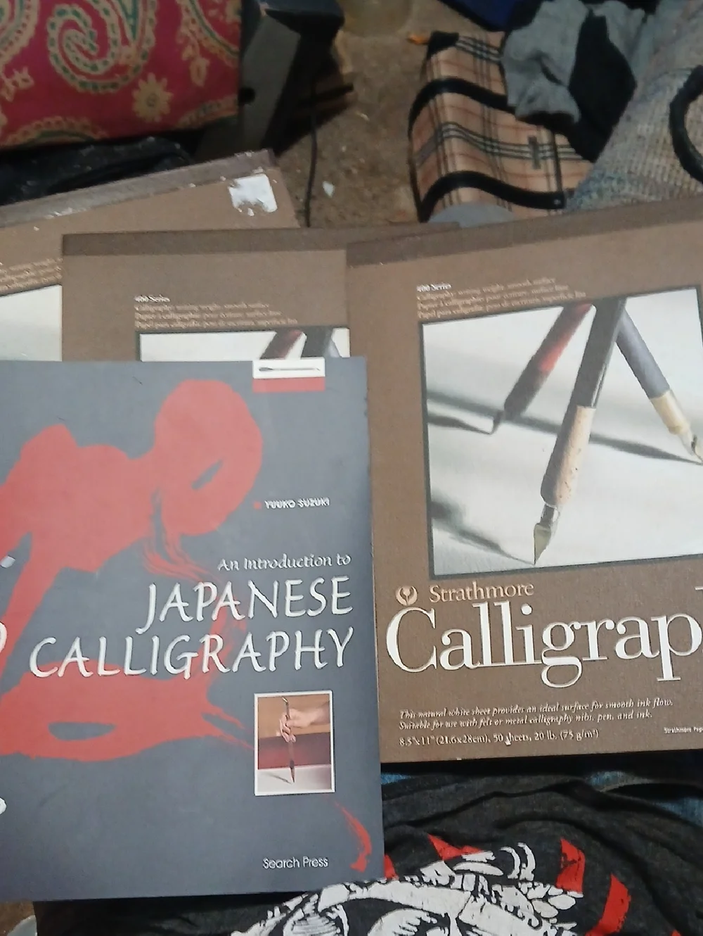 Lit of 3 Strathmore Calligraphy Pad & Japanese Calligraphy Book - Black/Red